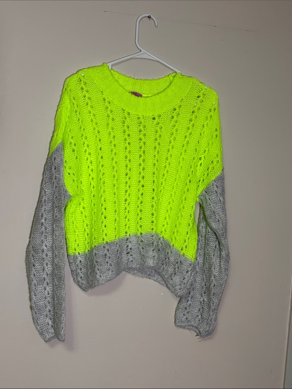 Neon Yellow and Gray Cable Knit Cropped Sweater nwt Francesca’s
